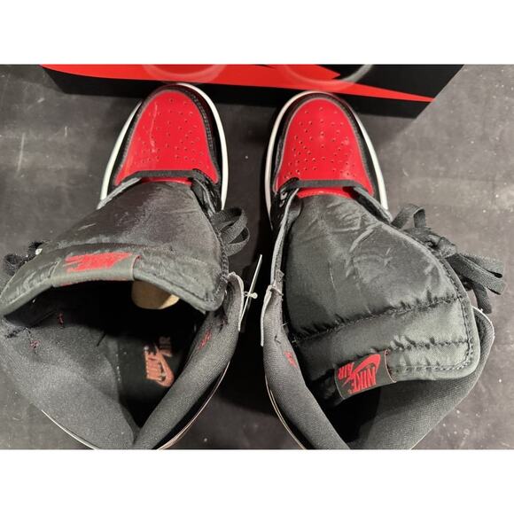 Jordan 1 Retro OG High Patent Bred 10.5 LS(330316) main image 13
